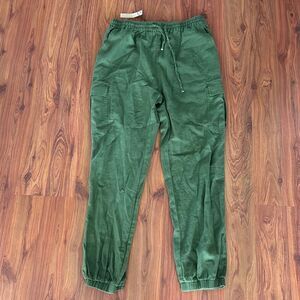NWT Love tree olive green cargo linen pants size L